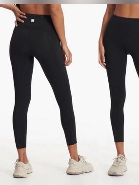 Vuori Like New Women’s Rib Studio Black Size XXS/XS 7/8 length perfection!